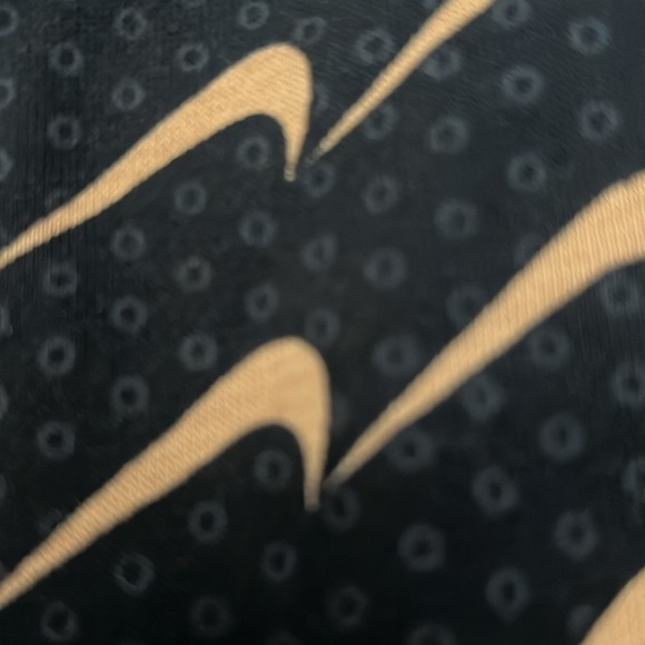 NIKE NWT Woman’s sweats Sz M. Reg 80! Cute gold/black - Picture 5 of 7